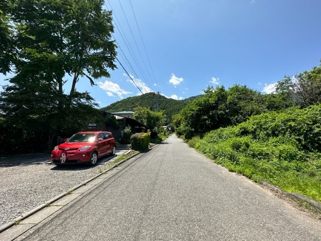 北側前面道路(東側から西方面)2023.7撮影 北側前面道路(東側から西方面)2023.7撮影