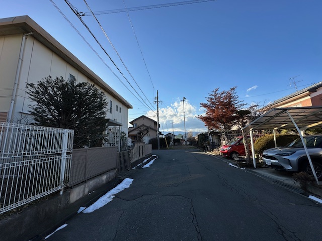 前面道路東側から西方面　2026.1撮影