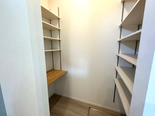 1階 食品庫内 2024.8撮影 1階 食品庫内 2024.8撮影