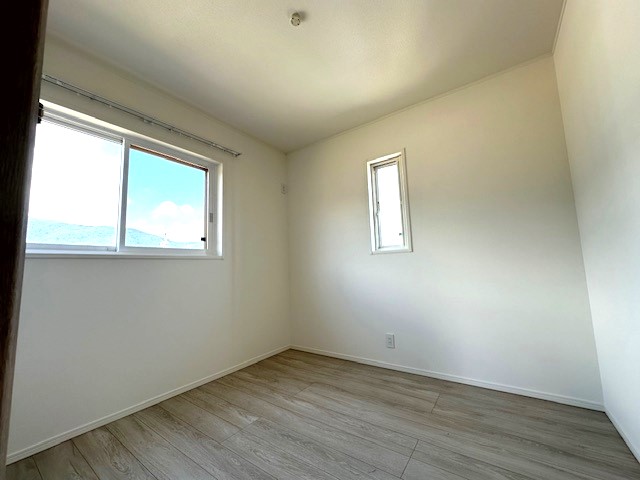 2階洋室4.5帖① 2024.8撮影 2階洋室4.5帖① 2024.8撮影