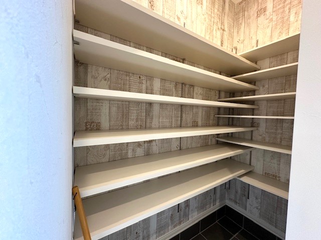 玄関横のシューズクローク 2024.8撮影 玄関横のシューズクローク 2024.8撮影