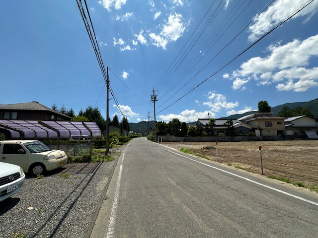 前面道路北側から南方面 2024.7撮影 前面道路北側から南方面 2024.7撮影