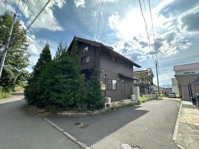 外観北西側 2025.8撮影 外観北西側 2025.8撮影(外観)