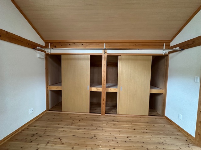 2階納戸の収納 2025.8撮影 2階納戸の収納 2025.8撮影(間取)